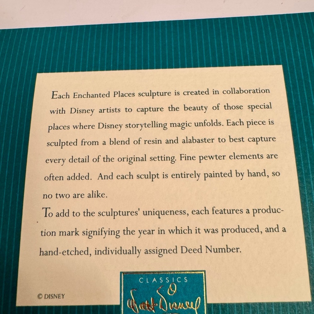 WDCC Enchanted Places “An Elegant Coach for Cinderella” Ornament - Picture 13 of 13